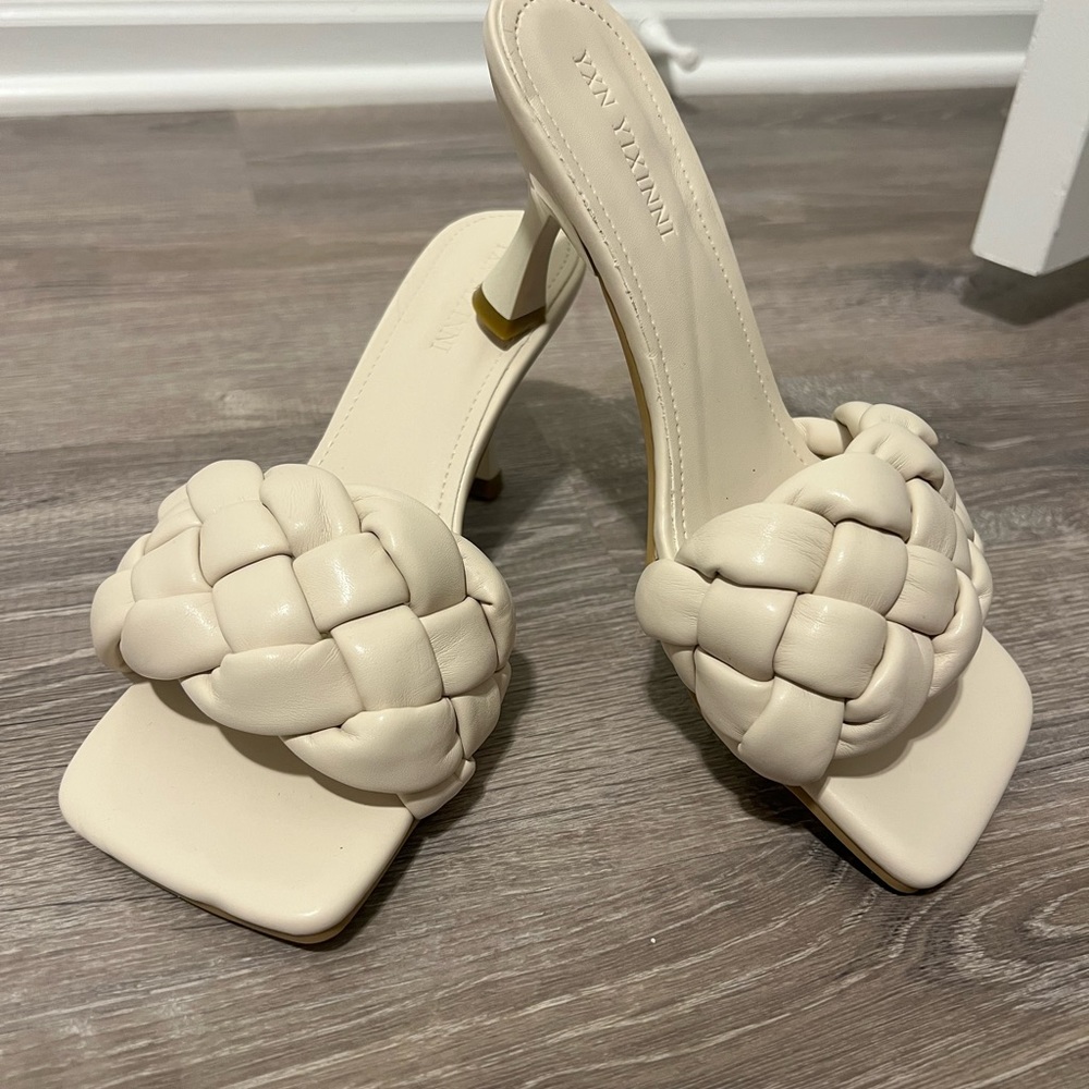 Summer sandals